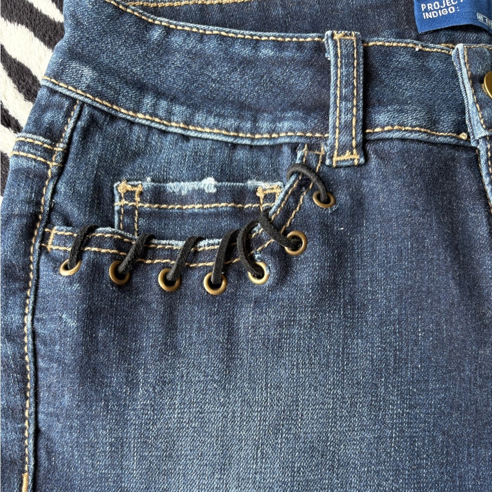 Project Indigo Woman’s Small Blue Denim Low Rise Shorts With Lace Up Details - Picture 3 of 5